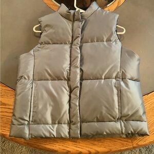 GAP Silver/Platinum/Gray Fleece-Lined Puffer Jacket. MEDIUM